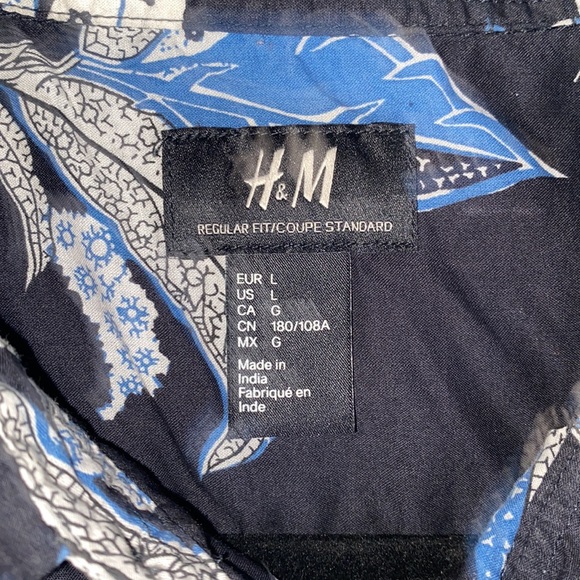 Tropical Blue Button Up - Picture 3 of 5